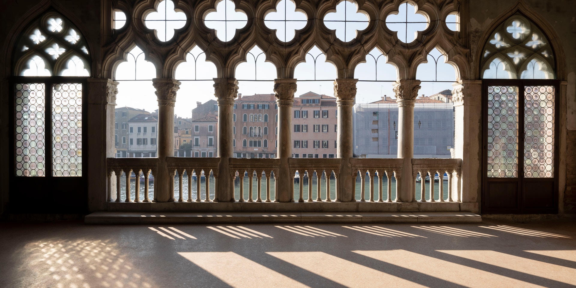 CROP Loggia