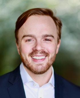 Headshot drew watson 1