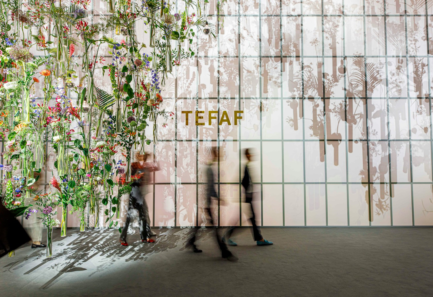 TM Entrance flowers 1 Loraine Bodewes